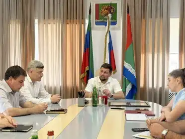 В администрации Магарамкентского района состоялось награждение отличившихся работников
