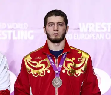 Дагестанский борец принес России бронзу молодежного чемпионата Европы