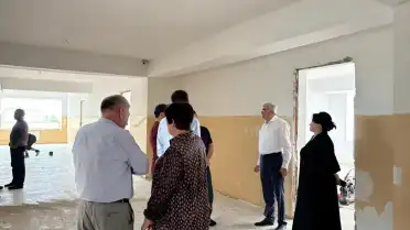 Глава Новолакского района проинспектировал ход капремонта в Новокулинской СОШ №2