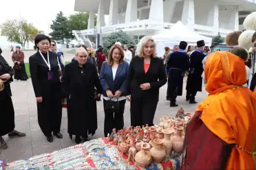 В Махачкале развернулись национальные подворья