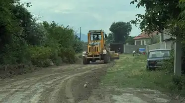 В селе Нечаевка начались работы по ремонту дорог