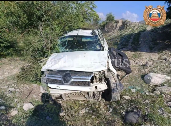 В Дагестане водитель внедорожника погиб в результате опрокидывания в кювет