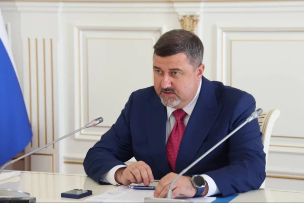 Фёдор Щукин поздравил выпускницу из Дагестана с абсолютным рекордом на ЕГЭ