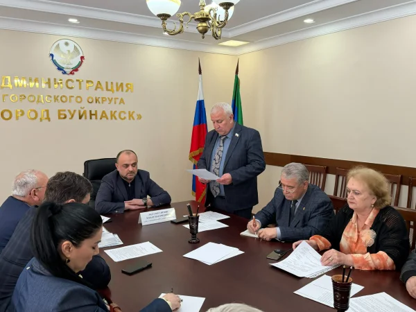 В Буйнакске обновлен состав городской Общественной палаты