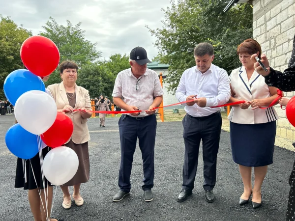 В Раздольевской школе Тарумовского района открыли новую пристройку к началу учебного года