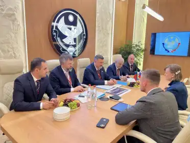 Фёдор Щукин и Вероника Никишина обсудили на ПМЭФ продвижение дагестанских брендов за рубежом