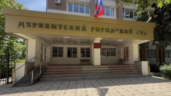 Отказ от работы на заводе стоил выпускнику вуза в Дербенте почти 1,2 млн рублей