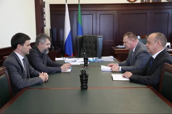 Магомед Рамазанов провел встречу с руководителем Северо-Кавказского управления Росприроднадзора Эриком Алдатовым
