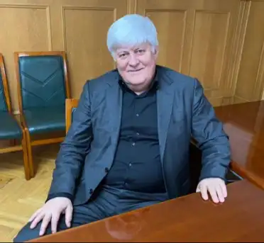 Суд изменил меру пресечения экс-главе Новолакского района с домашнего ареста на СИЗО