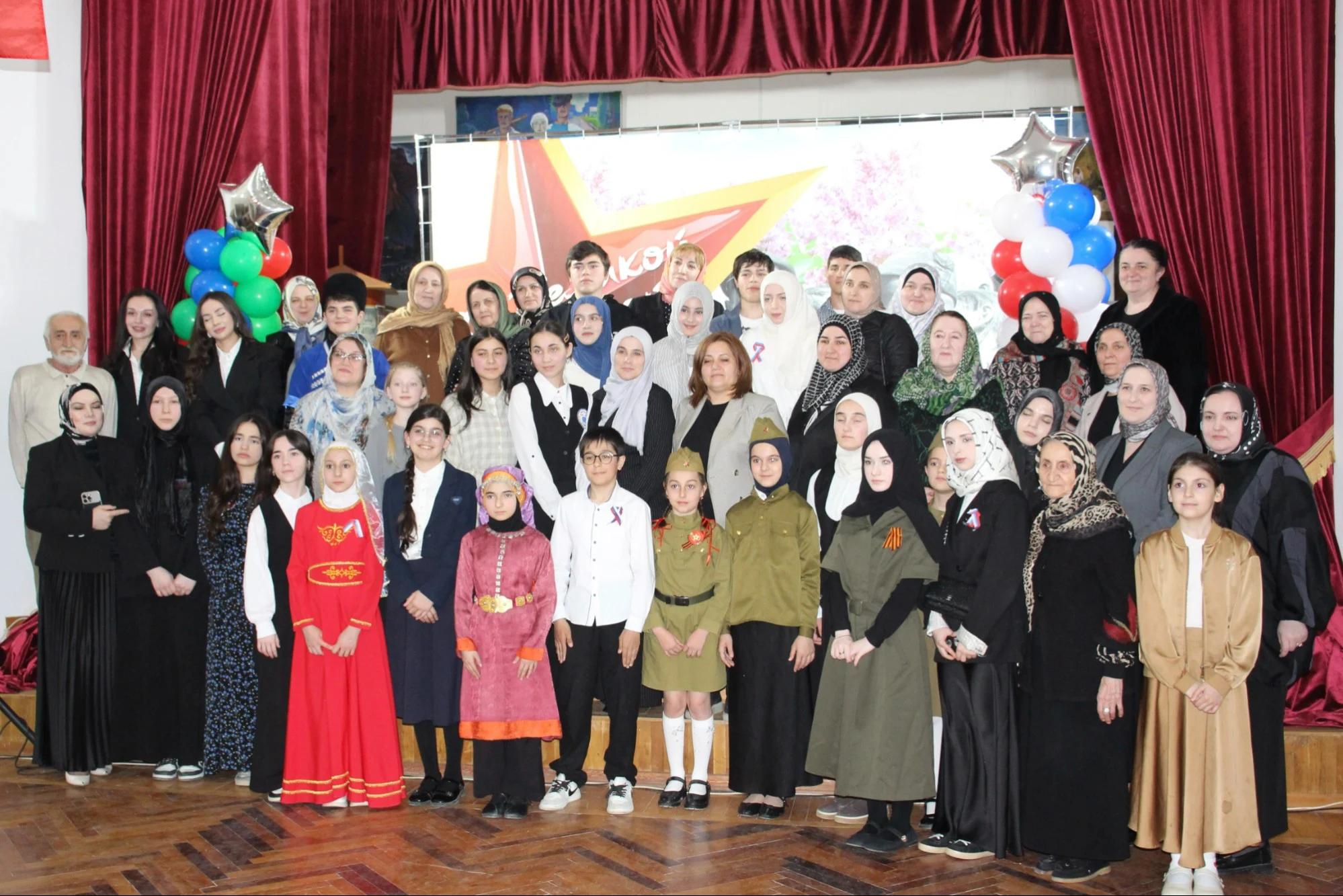 В Буйнакске прошел конкурс чтецов «Я говорю стихами о войне»