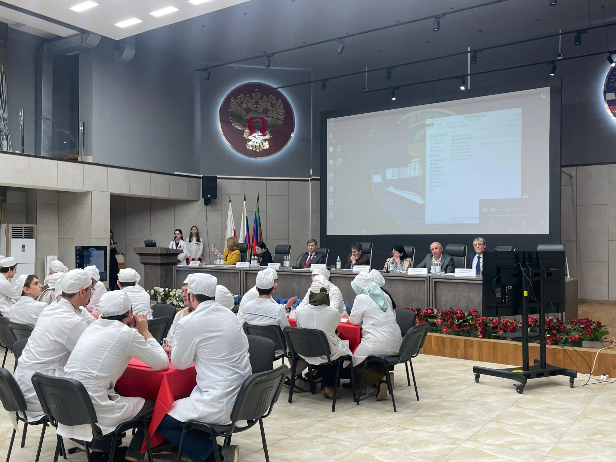 В ДГМУ провели брейн-ринг ко Дню Победы