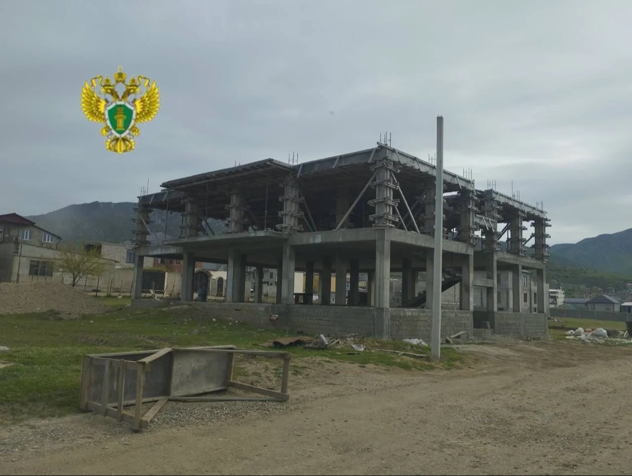 В Махачкале застройщика обязали снести незаконный многоквартирный дом