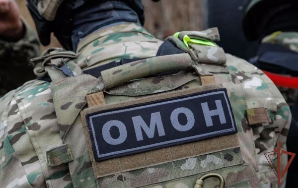 В Хасавюрте силовики изъяли у местного жителя боевой пистолет