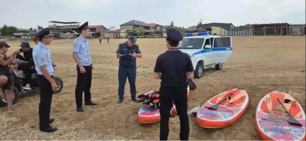 МЧС Дагестана усилило рейды на побережье Каспия из-за жаркой погоды