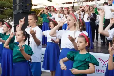 В Махачкале прошел благотворительный фестиваль «Свет надежды» для детей с ОВЗ