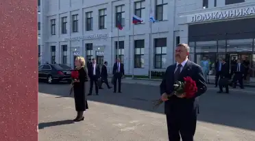 Федор Щукин и Валентина Матвиенко приняли участие в церемонии возложения цветов