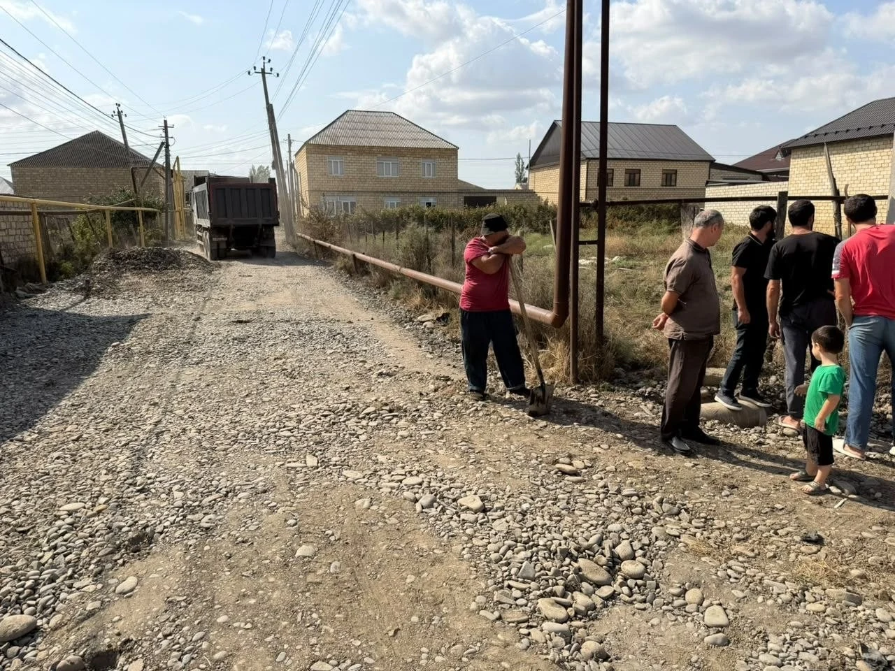 В селе Нижний Джалган обновляют улицу имени Героя России Хантемира Султанова