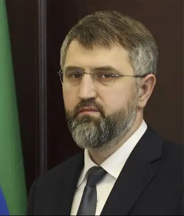 Премьер-министр Магомед Рамазанов обратился к дагестанцам в День единства народов РД