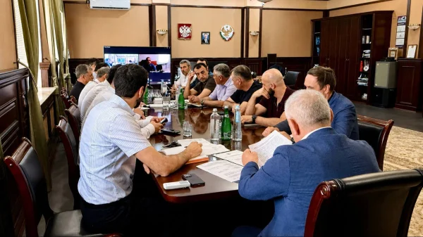 Строительство новой взлетно-посадочной полосы в аэропорту Махачкалы близится к завершению