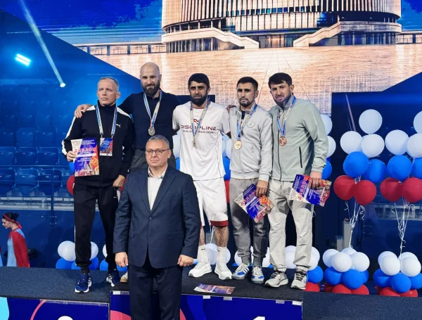Дагестанские борцы-ветераны завоевали 13 золотых медалей на Чемпионате России
