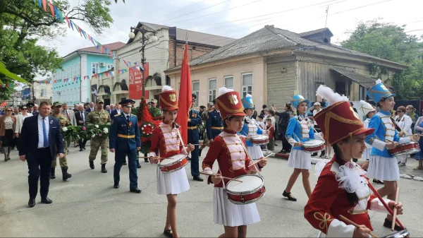 В Кизляре представили план мероприятий, посвященных майским праздникам и Дню Победы