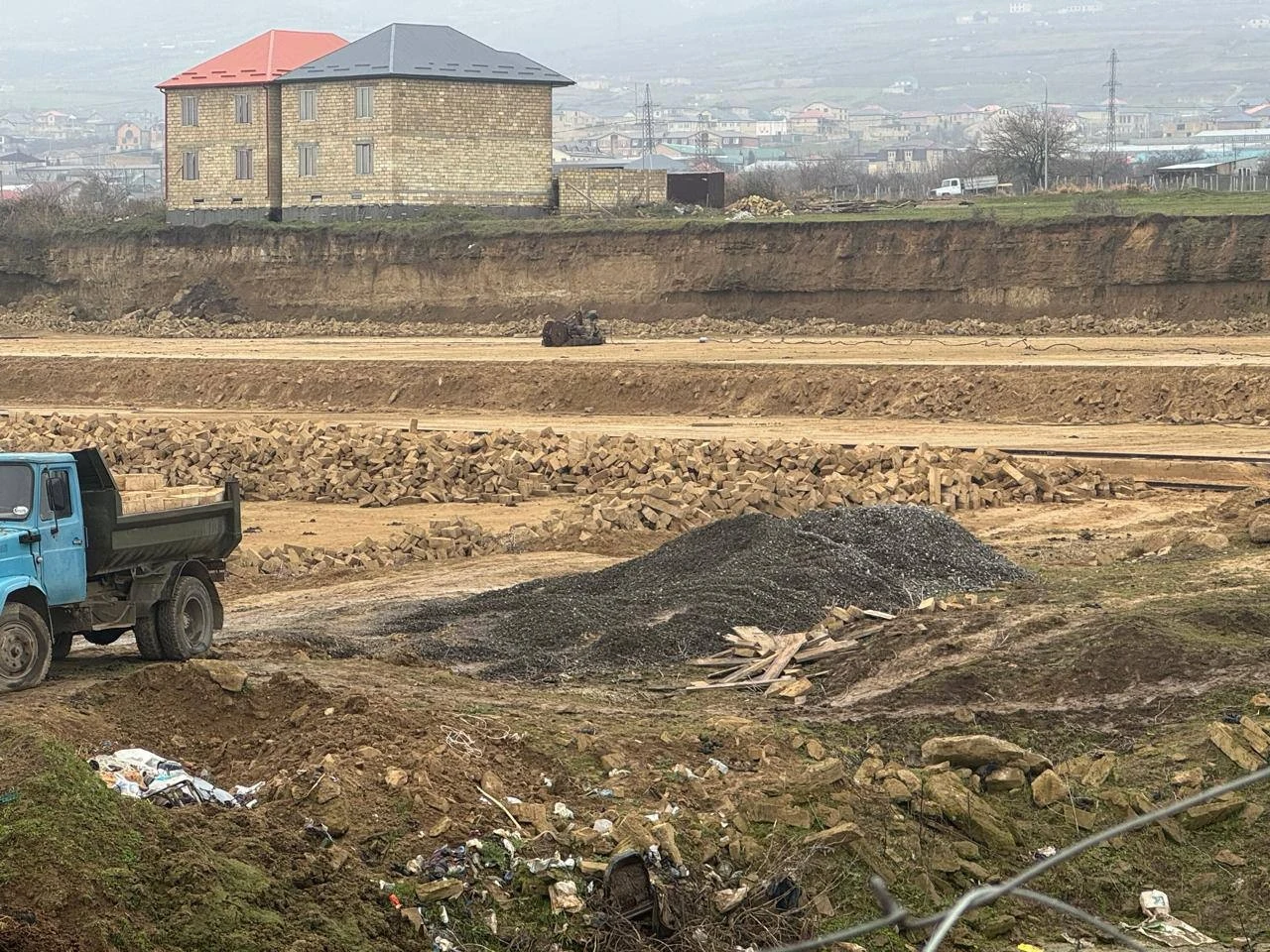 Незаконная добыча ископаемых в Дербентском районе причинила ущерб в размере свыше 50 млн рублей