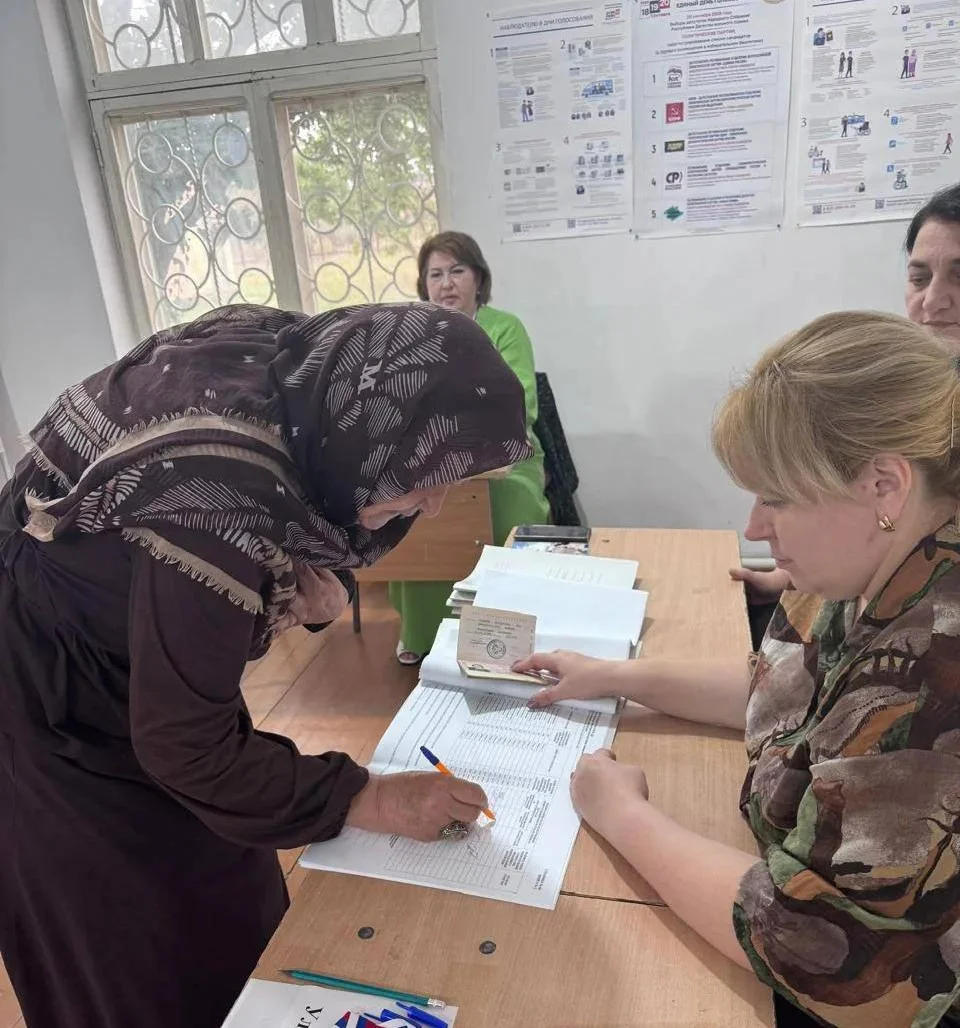 Жители Бабаюртовского района проявляют высокую активность на парламентских выборах
