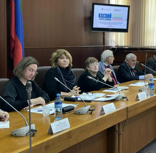 Роль народной дипломатии обсудили в рамках фестиваля «Каспий – берега дружбы» в Махачкале