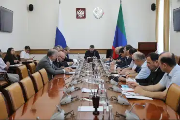 В Правительстве Дагестана прошло совещание по ситуации с последствиями ливней