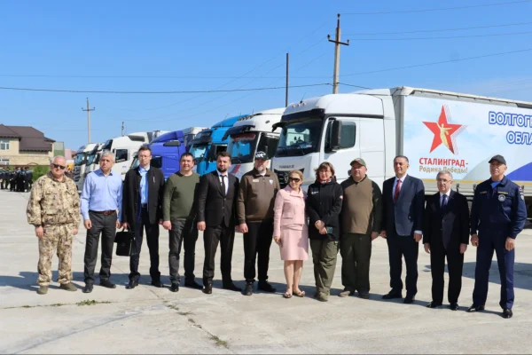 Волгоградская делегация доставила в Дагестан 320 тонн гумпомощи