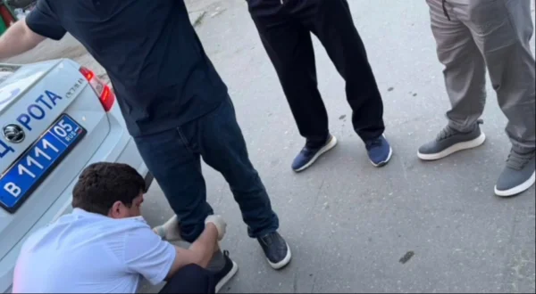 В Махачкале сотрудники ГИБДД задержали пешехода с партией наркотиков