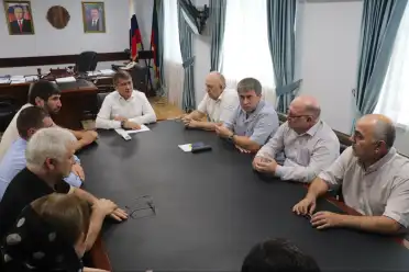 В Кизилюртовском районе обсудили подготовку образовательных учреждений к новому учебному году