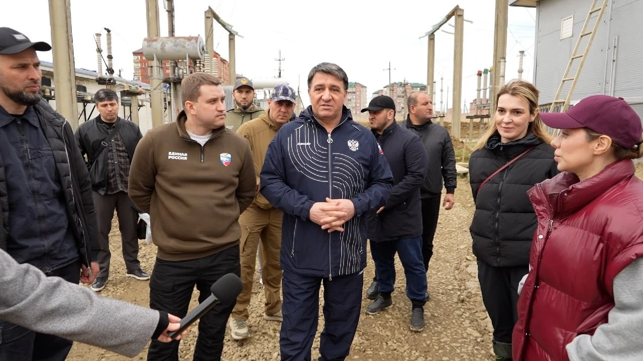 Джамбулат Салавов проверил ход восстановительных работ после подтоплений