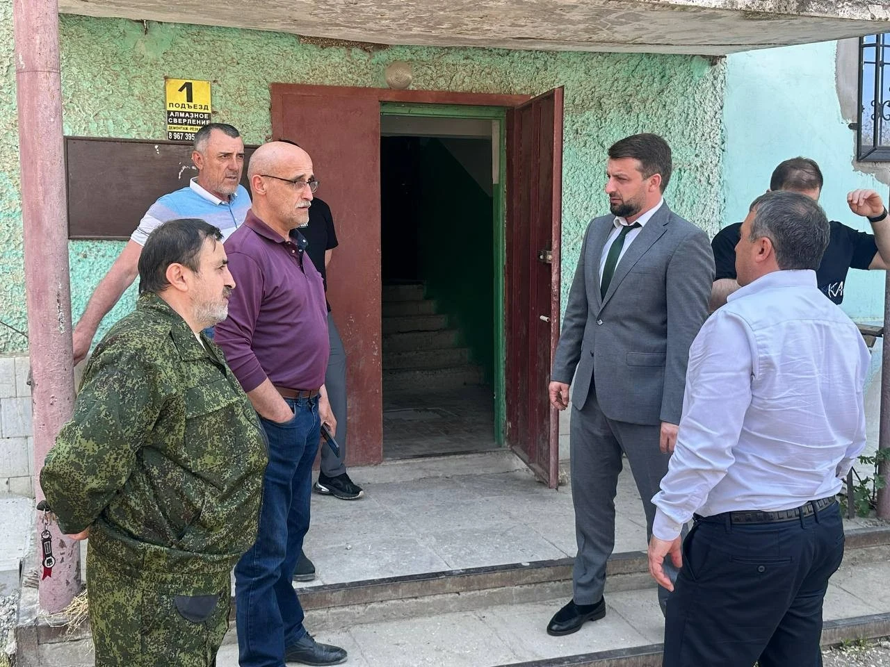 Глава Избербаша проинспектировал благоустройство территорий города