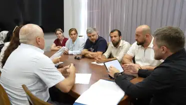 Власти Махачкалы встретились с инициативной группой дольщиков строительной компании «АР ГРУПП»