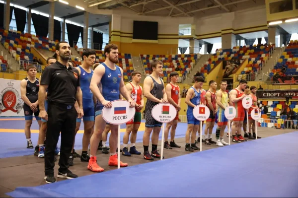 Борцы из семи стран выступят на мемориале Асиятилова