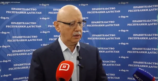 Власти Сулейман-Стальского района отметили вклад депутата Имама Яралиева в местные социальные проекты