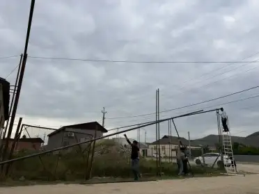 Власти Карабудахкентского района помогли вдове участника СВО освободить огород от газовой трубы