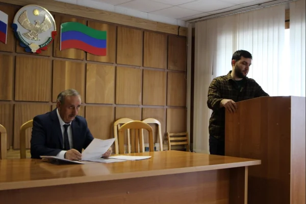 В Кизляре прошел семинар-совещание по вопросам противодействия коррупции