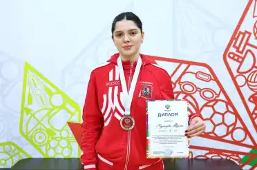 Дагестанская шпажистка заняла второе место на соревнованиях Спартакиады народов России