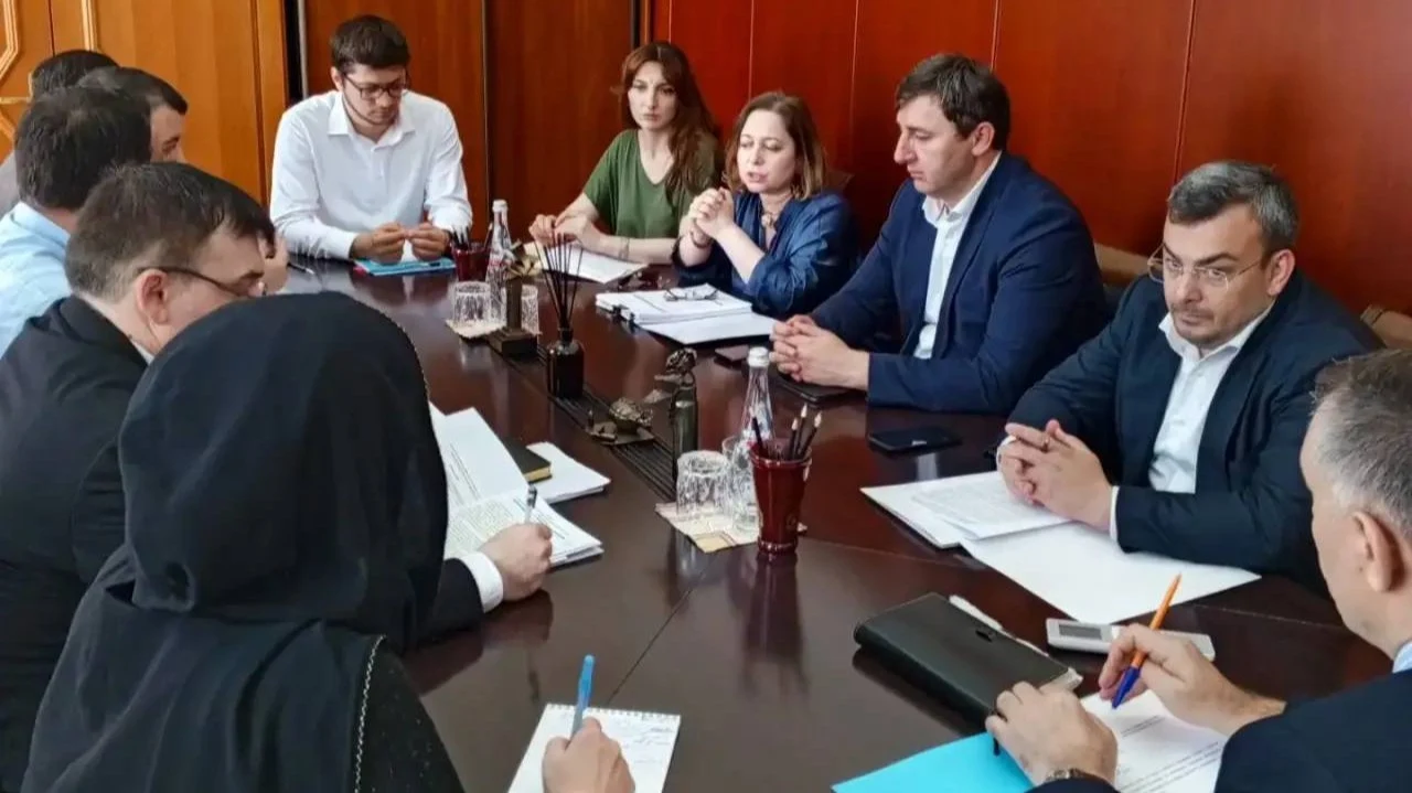 В Дагестане проведут модернизацию 53 центров занятости населения и построят 17 новых учреждений