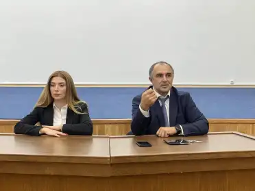 В Махачкале журналистскому сообществу представили нового замминистра цифрового развития, информации и печати Карину Казиеву