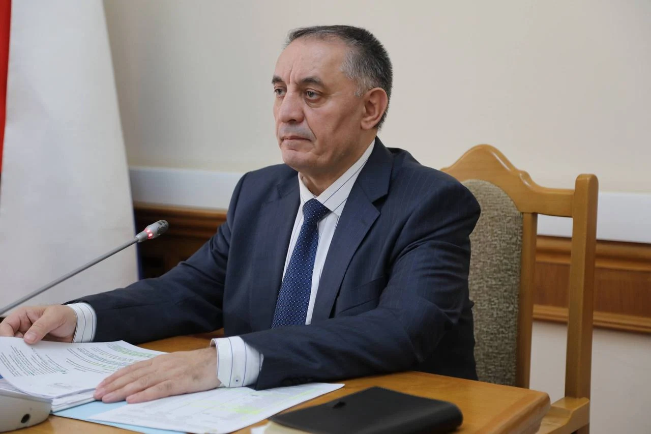 Вопросы оказания соцподдержки и помощи участникам СВО обсудили в Правительстве Дагестана