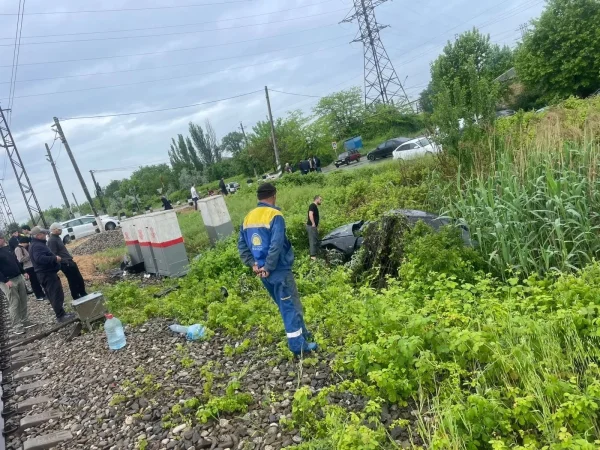Транспортная прокуратура начала проверку по факту столкновения поезда с автомобилем в Дагестане