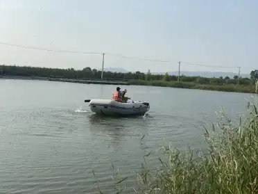 В Дагестане третий день ищут туриста из Омска, утонувшего на сапборде