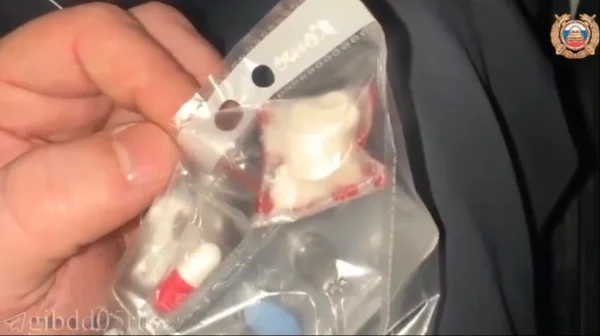 В Тарумовском районе задержали водителя с эфедроном