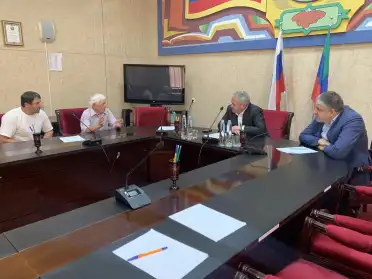 Глава Левашинского района провел прием граждан
