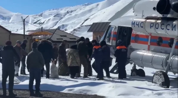 МЧС доставило гумпомощь в заблокированные сёла Дагестана