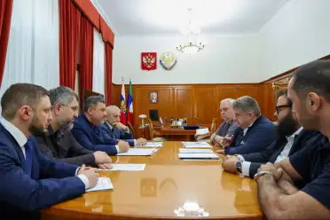 Дагестан и Росавтодор наметили совместные планы по развитию региональной сети федеральных дорог