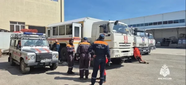 Около 4 тысяч спасателей привлечены для ликвидации последствий потопов в Дагестане